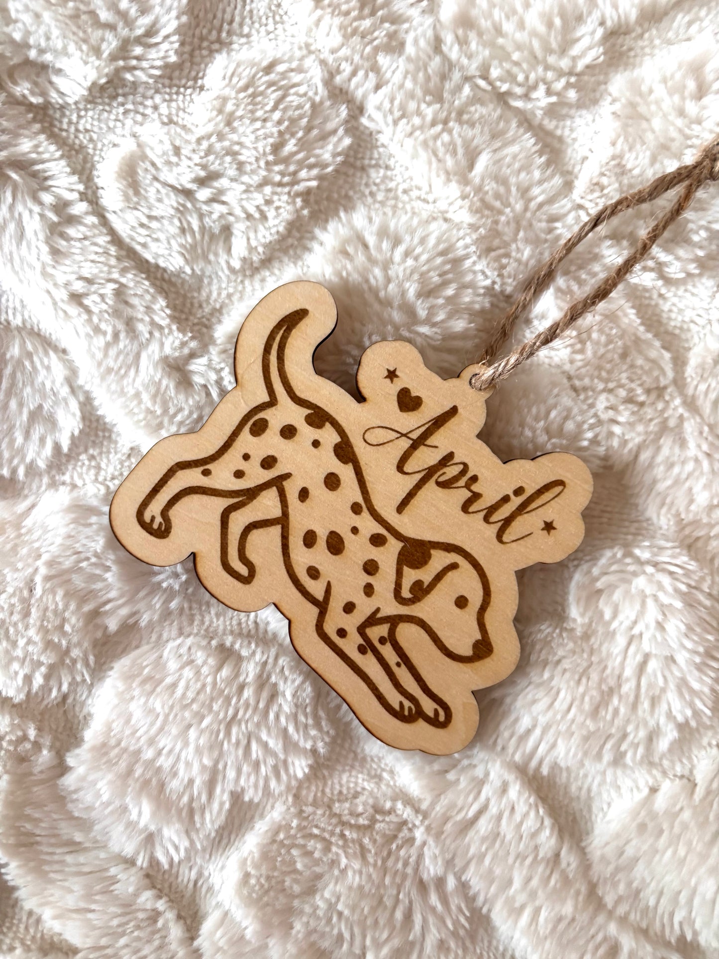 Suspension bois dalmatien personnalisée